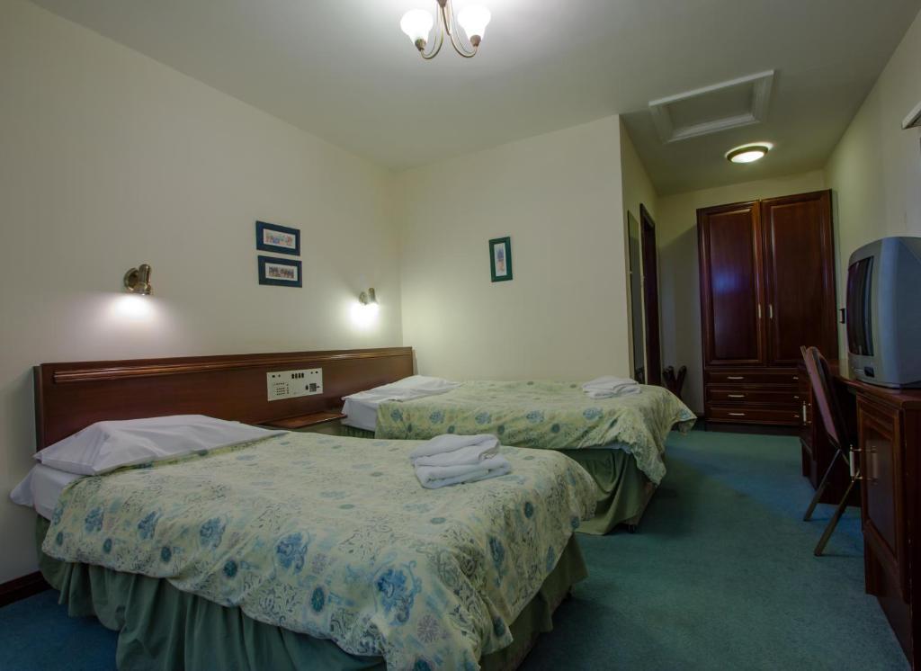 Plough Motel Stoke-on-Trent Extérieur photo