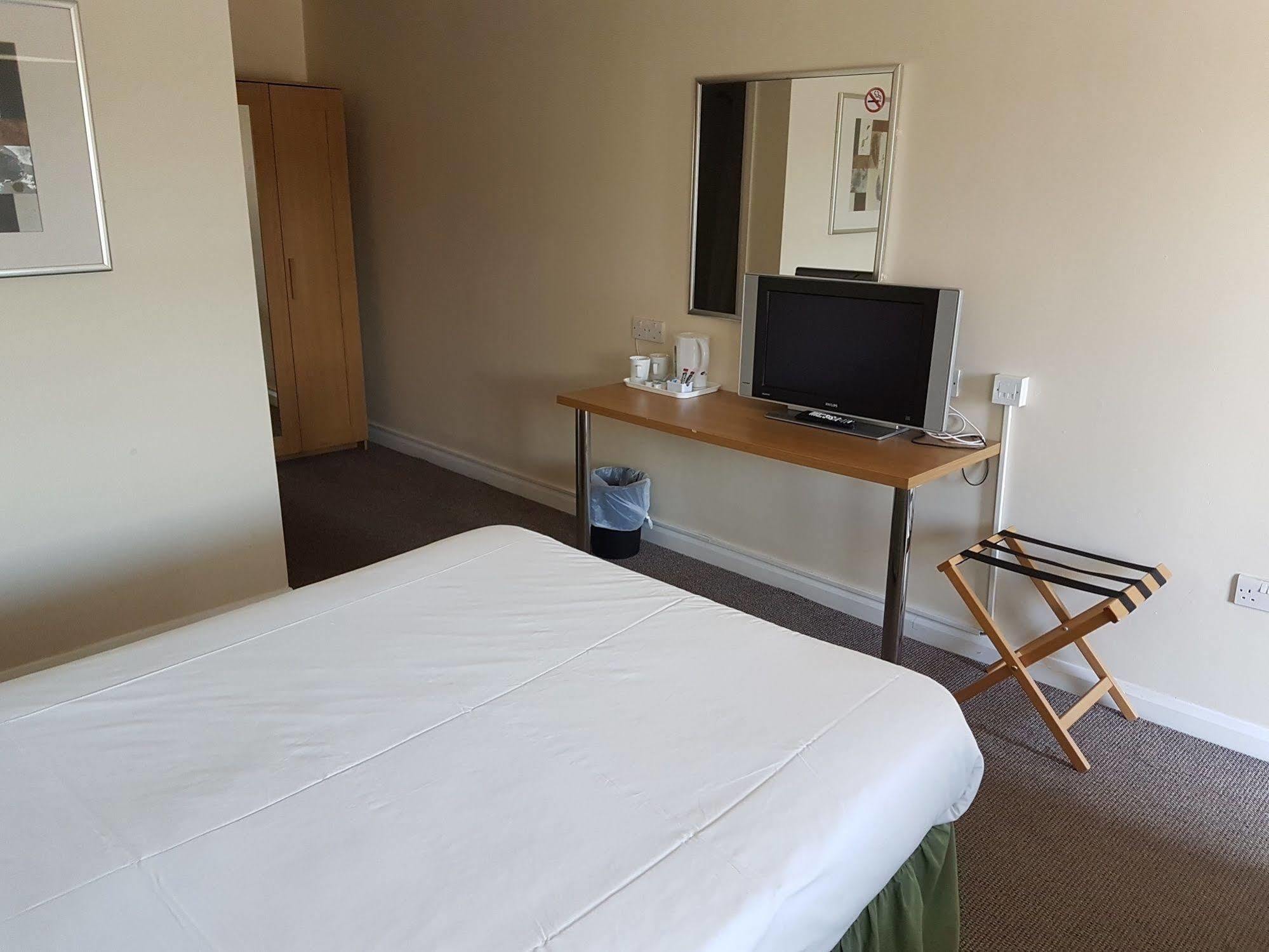 Plough Motel Stoke-on-Trent Extérieur photo