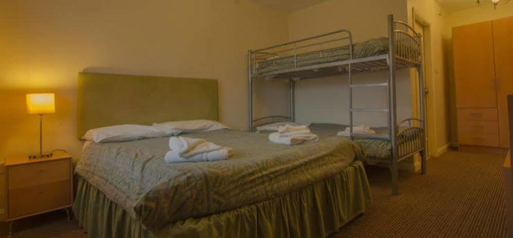 Plough Motel Stoke-on-Trent Extérieur photo